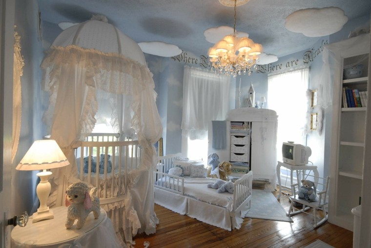 cuarto bebe celeste estilo romantico