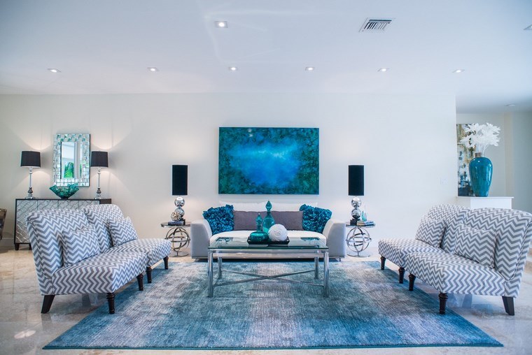 decoracion salones modernos alfombra cuadro azul ideas