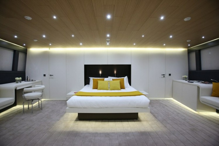 diseño habitacion moderna cojines amarillos