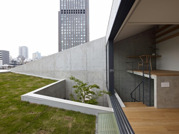 diseño terraza deco cesped moderna