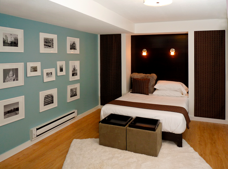 dormitorios matrimonio modernos cuadros pared azul ideas