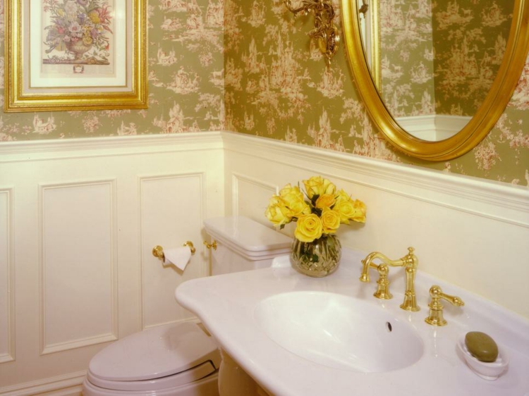 ideas de como decorar un baño pequeño mesas espejos jarrones