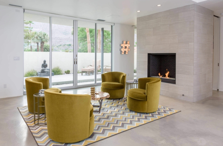 OJMR Architects salon sillones amarillos ides