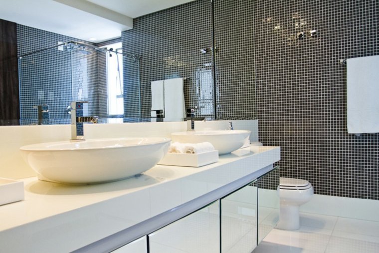 azulejos gresite baños diseño moderno