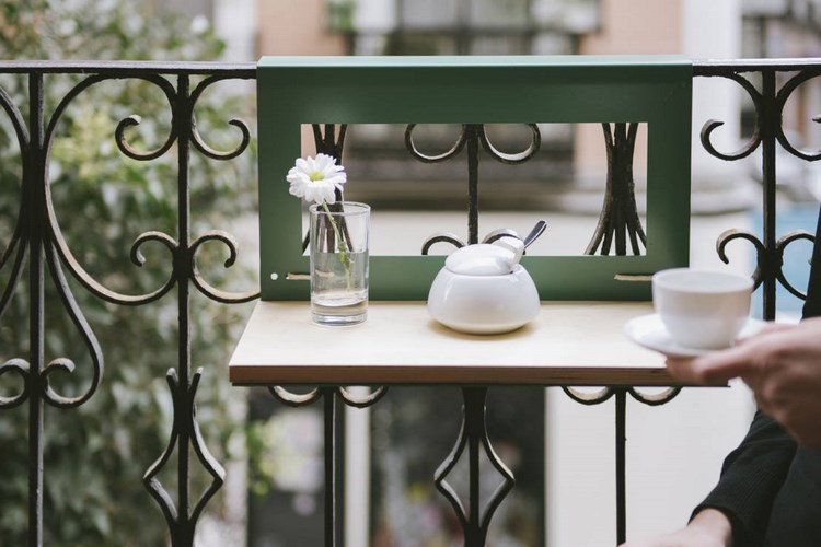 belleza balcon pequeno mesita plegable util ideas
