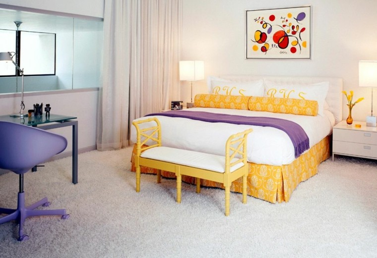 decoración dormitorio colores complementarios vivos