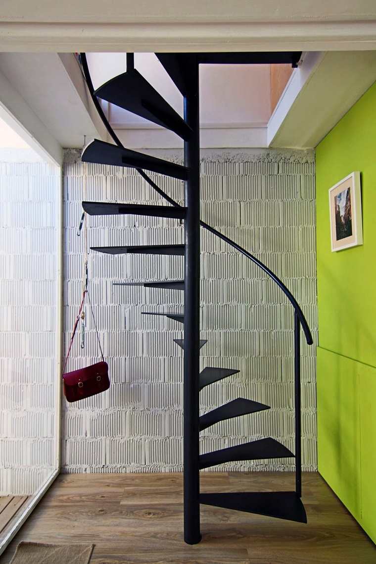diseño original escaleras caracol metal
