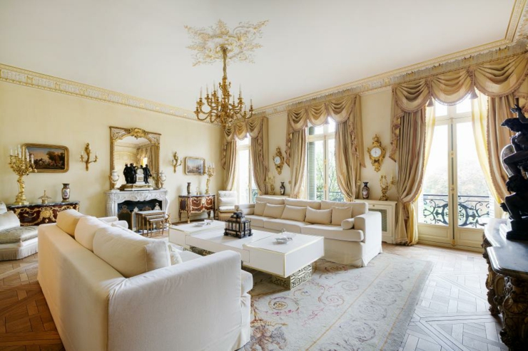 elegante dorados sitios muebles lamparas