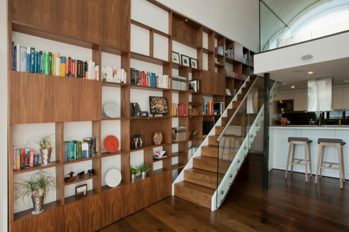 grises interiores variados detalles metales libreros