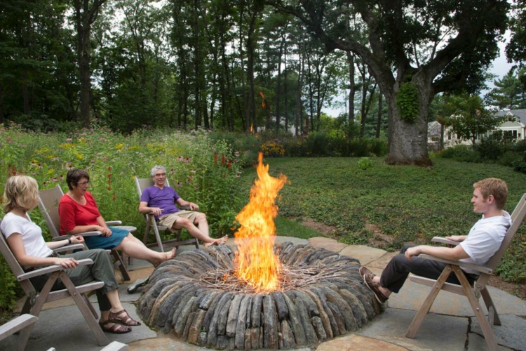 Jardines fuego para espacios acogedores y cálidos.