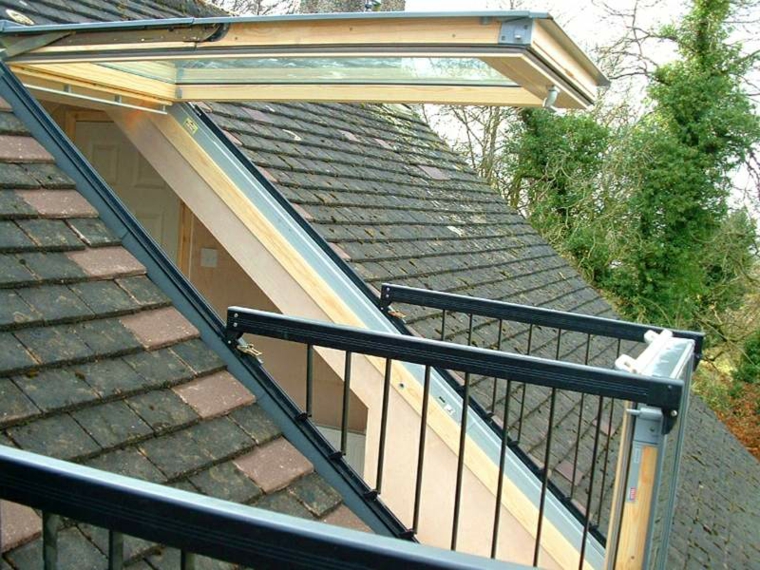 La ventana perfecta para áticos: Balcón cabrio de La Velux.