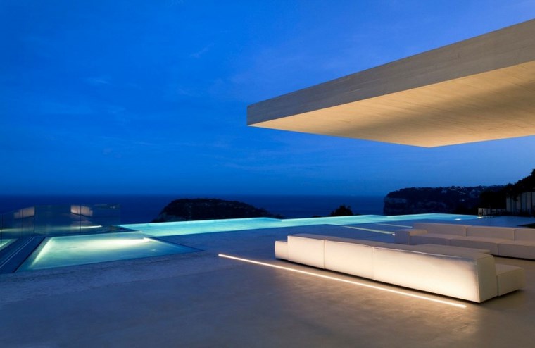 Lámparas e iluminación original para el aire libre