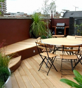 Decorar terrazas pequeñas con muebles y plantas