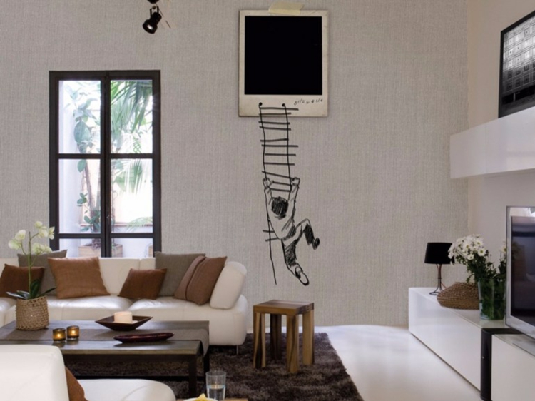 papel-salon-paredmesita-madera-sofa-blanca
