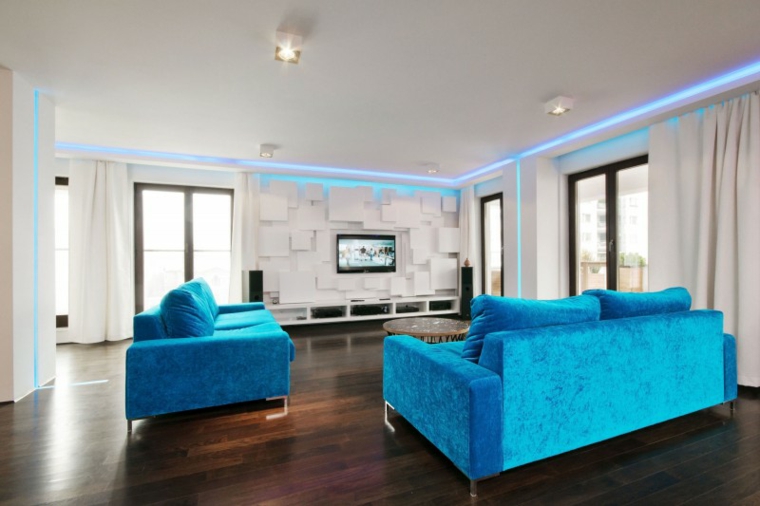 pared salon televisor sofas azules HOLA Design ideas