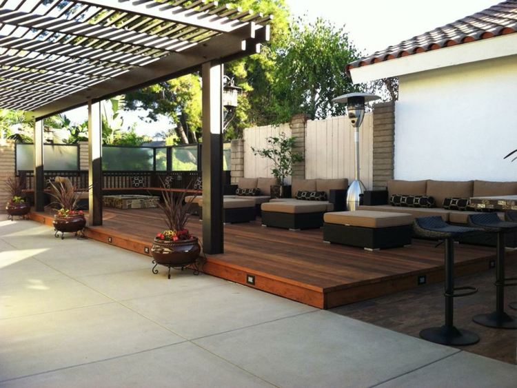 pergola madera contraste decora piscina soluciones