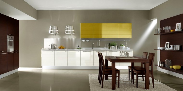 cocina moderna amplia armarios flotantes amarillos ideas