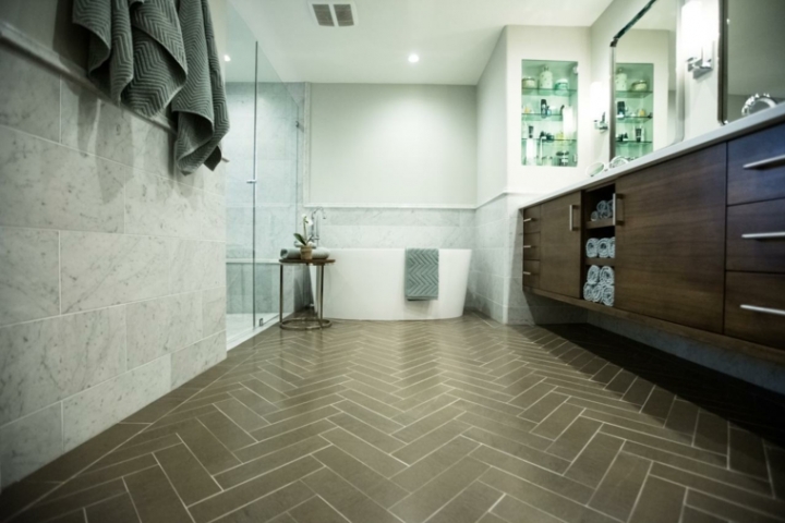 Baños minimalistas - la grandeza de lo más simple