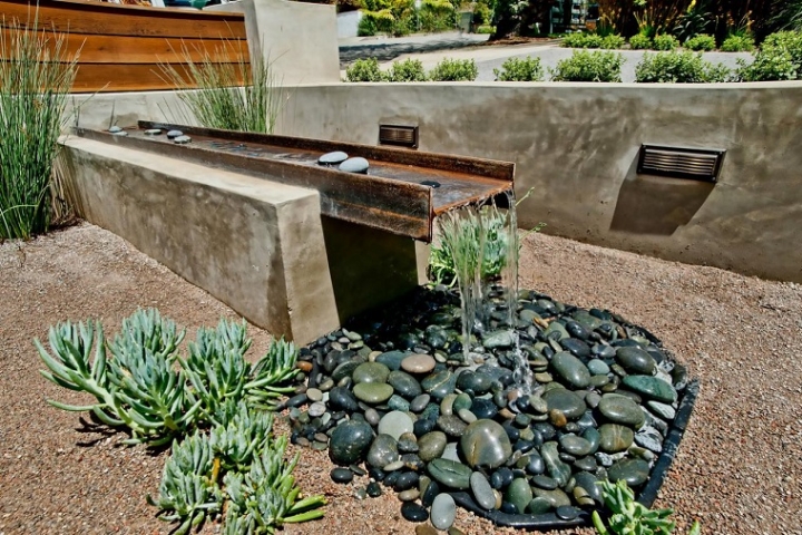 El agua en el jardín 50 ideas de fuentes estanques y más