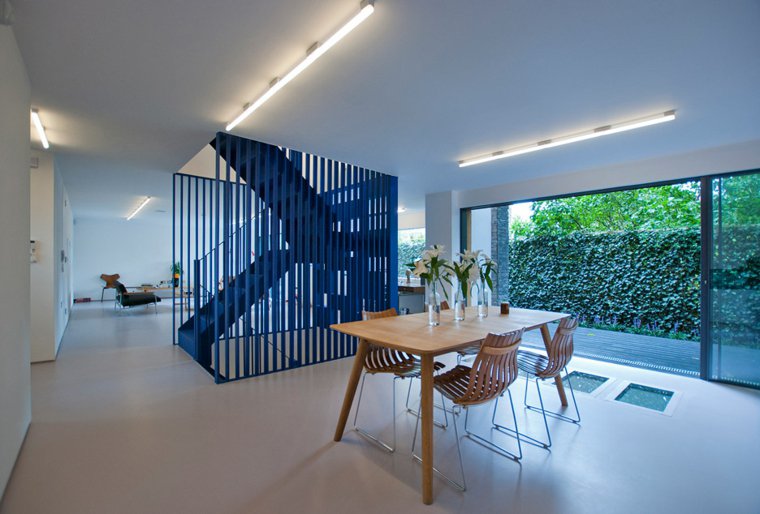 escaleras interior contemporaneas azules ideas