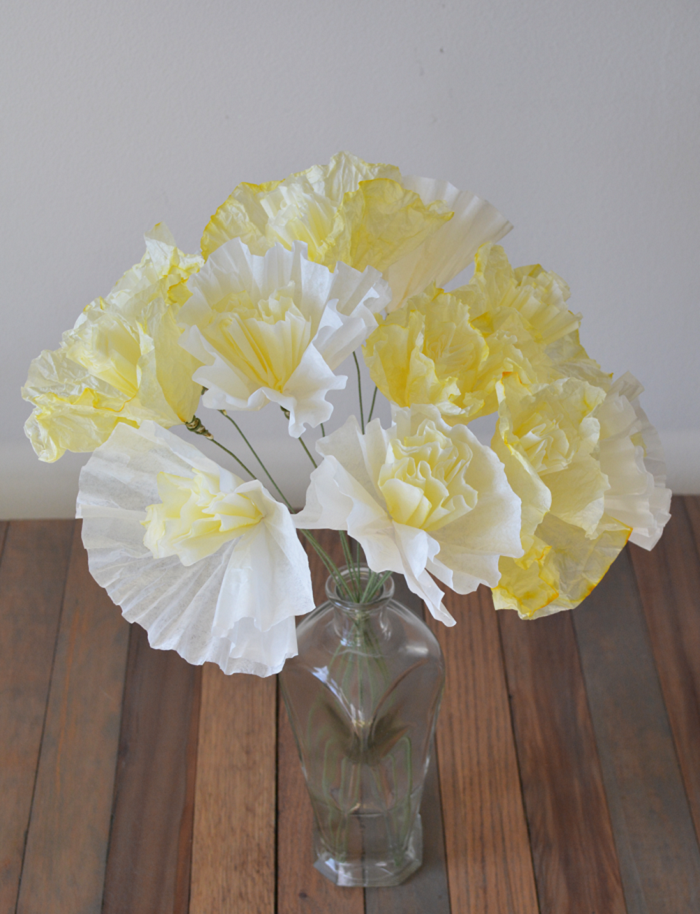 Mesa dulce decoración para la época de primavera