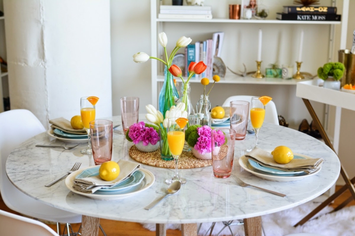 mesa comedor jarrones tulipanes diseno primavera ideas