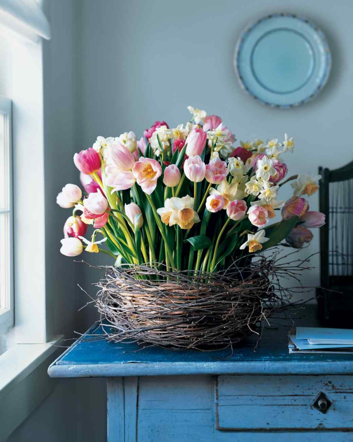 nido ramas tulipanes original decorar casa primavera ideas