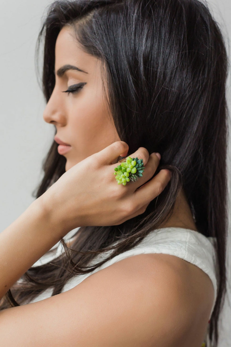 original diseño anillo plantas vivas