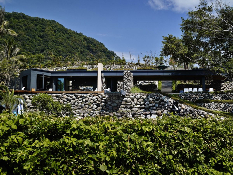 arquitectura moderna con piedras naturales original diseño muro piedras naturales