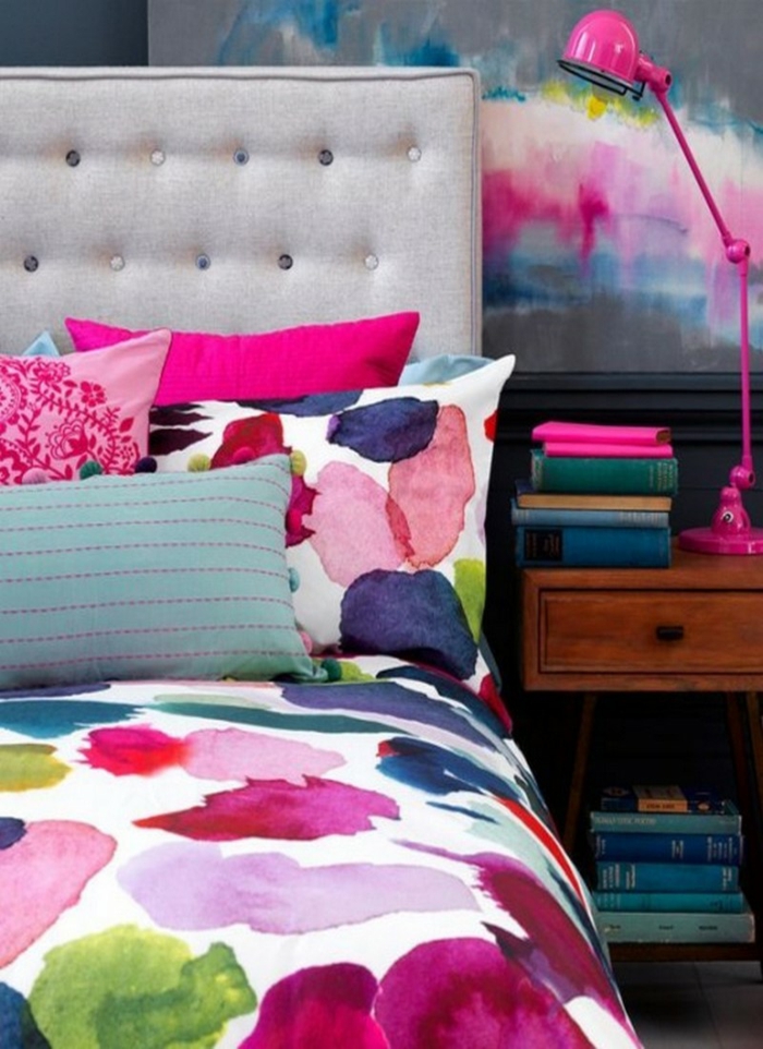 ropa cama colorida cuadro a juego ideas