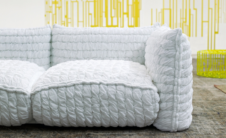 sofas mobiliario detalles estilos amarillo estantes