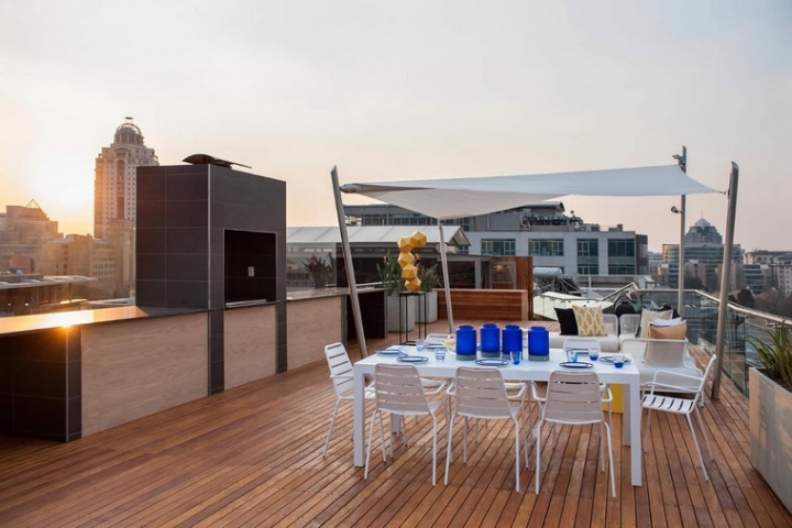 Sol y sombra 54 opciones de toldos y sombrillas