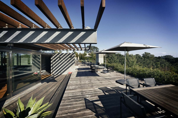 Terrazas pergolas y toldos, creaciones prácticas e irresistibles.
