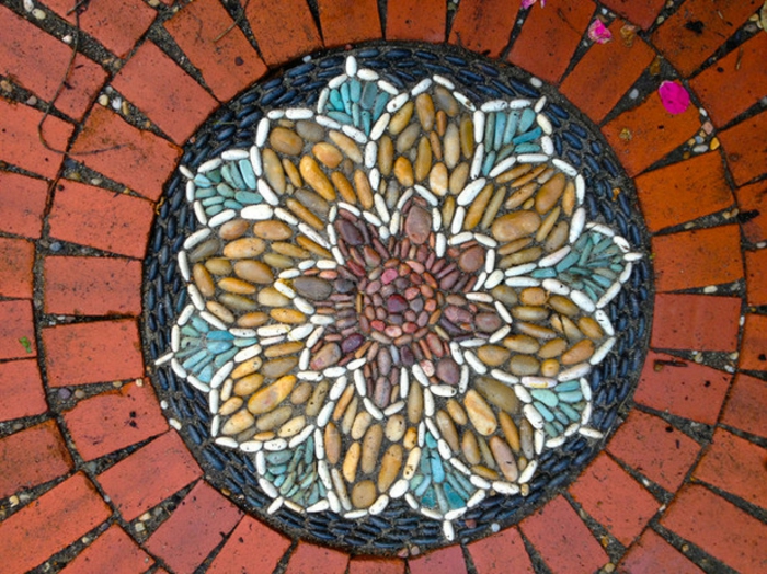 jardines mosaicos coloridos piedras naturales ladrillos