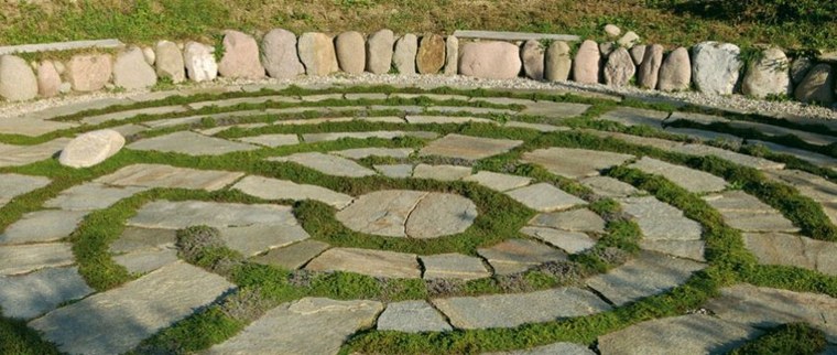 laberintos jardin decorados piedras 