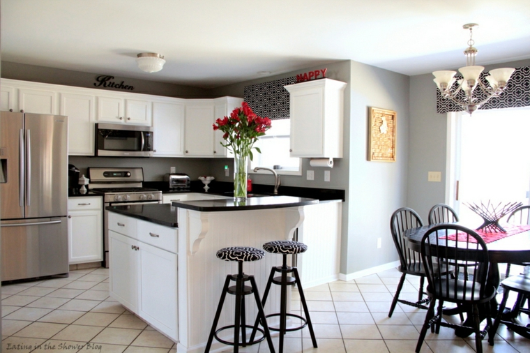 Cocina blanca y negra descubre la tendencia de este año