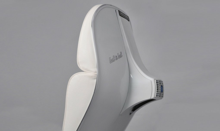 sillón Vespa de color blanco sillon vespa color gris blanco