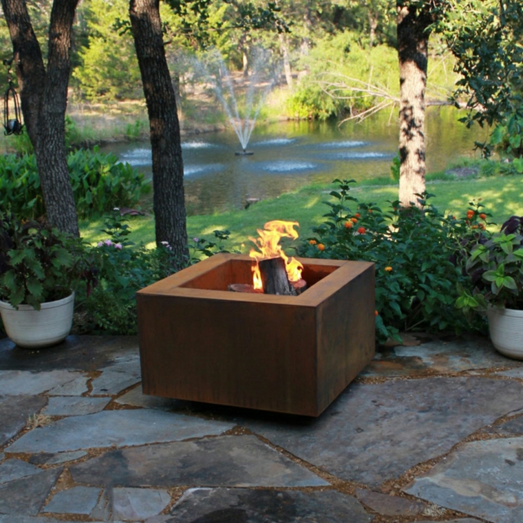 Pozo de fuego en el jardín - consejos para su construcción