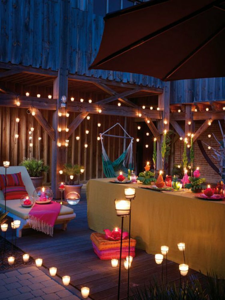 decorar terraza muchas velas