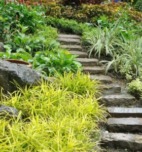 Escaleras exteriores - diseños ideales para patios y jardines