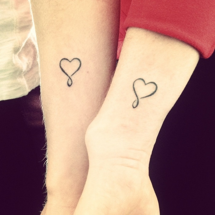 fotos de tatuajes disenos mujeres simbolo infinito corazon ideas