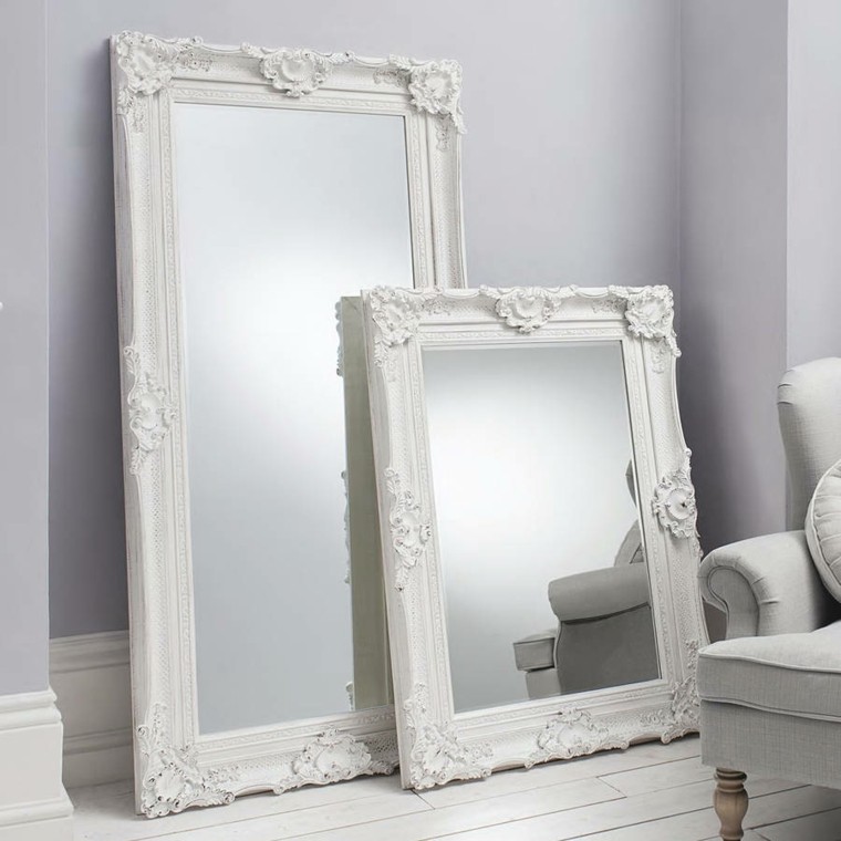 marcos blancos estilo vintage espejos