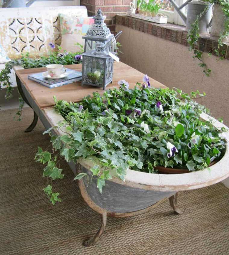 mesa terraza bañera vinatge plantas