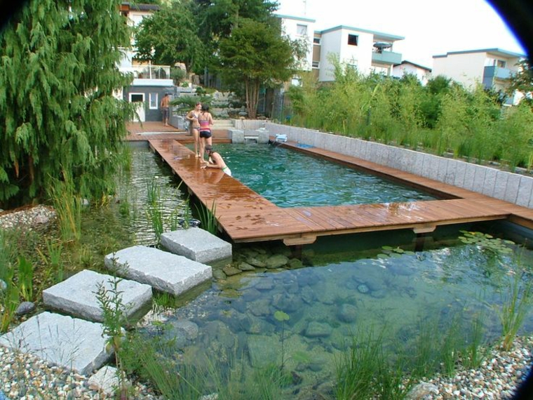 original diseño de piscina con camino de madera original piscina camino madera