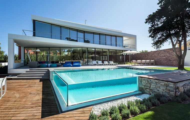 pared cristal piscina moderna jardin ideas