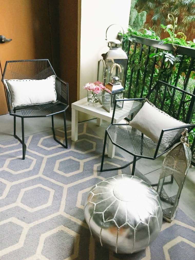 pequeño balcon estilo conceptuales metales