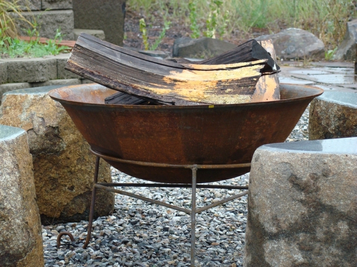 tazon metalico exteriores muebles rocas