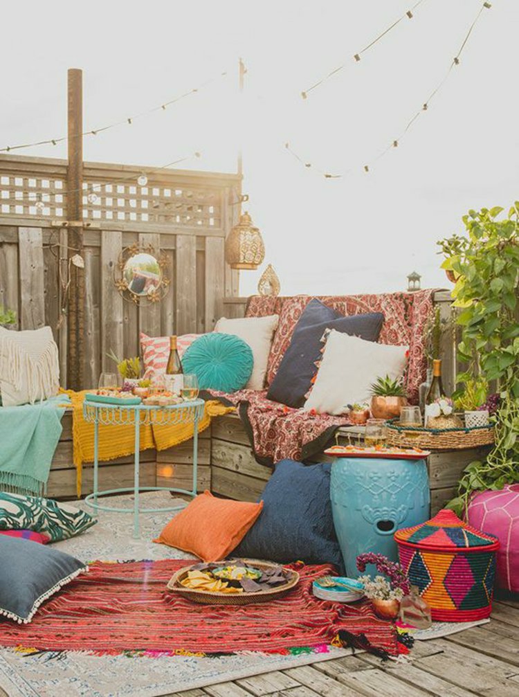 terraza estilo chill cojines