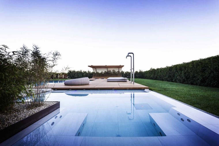 todo lo que necesitas en un jardín zona de comfort jardin moderno madera cesed agua ideas