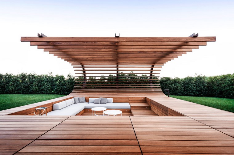 lugar de descanso en un nivel más bajo zona de comfort jardin moderno mueble madera nivel bajo ideas